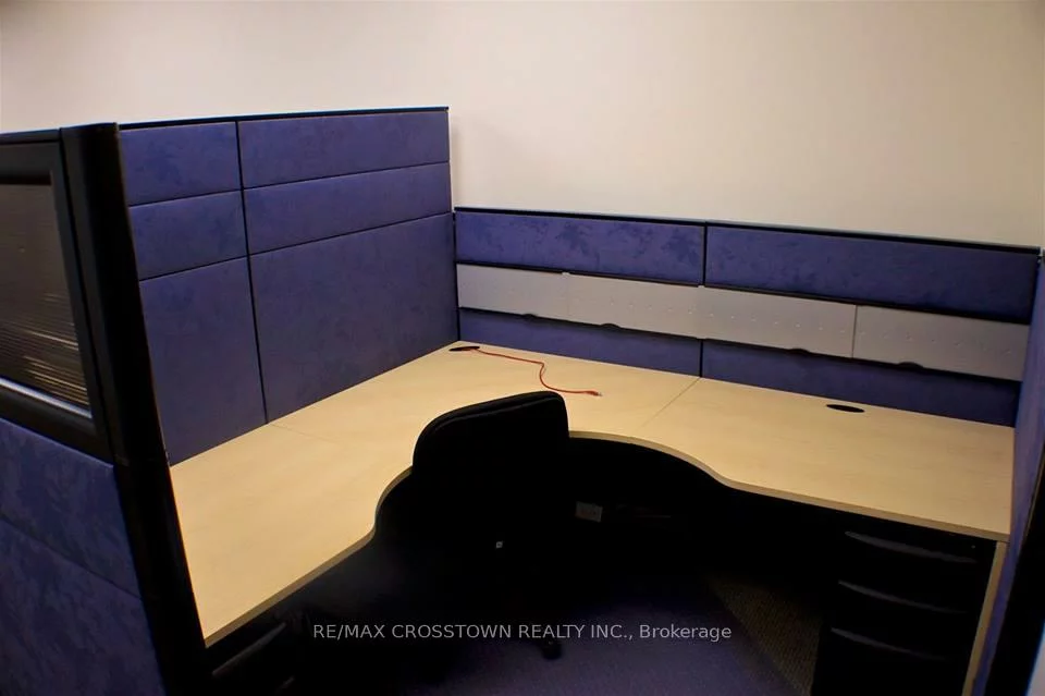 17075, Leslie, Newmarket Industrial Park, Newmarket