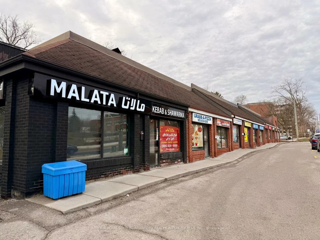 350, Davis, Central Newmarket, Newmarket