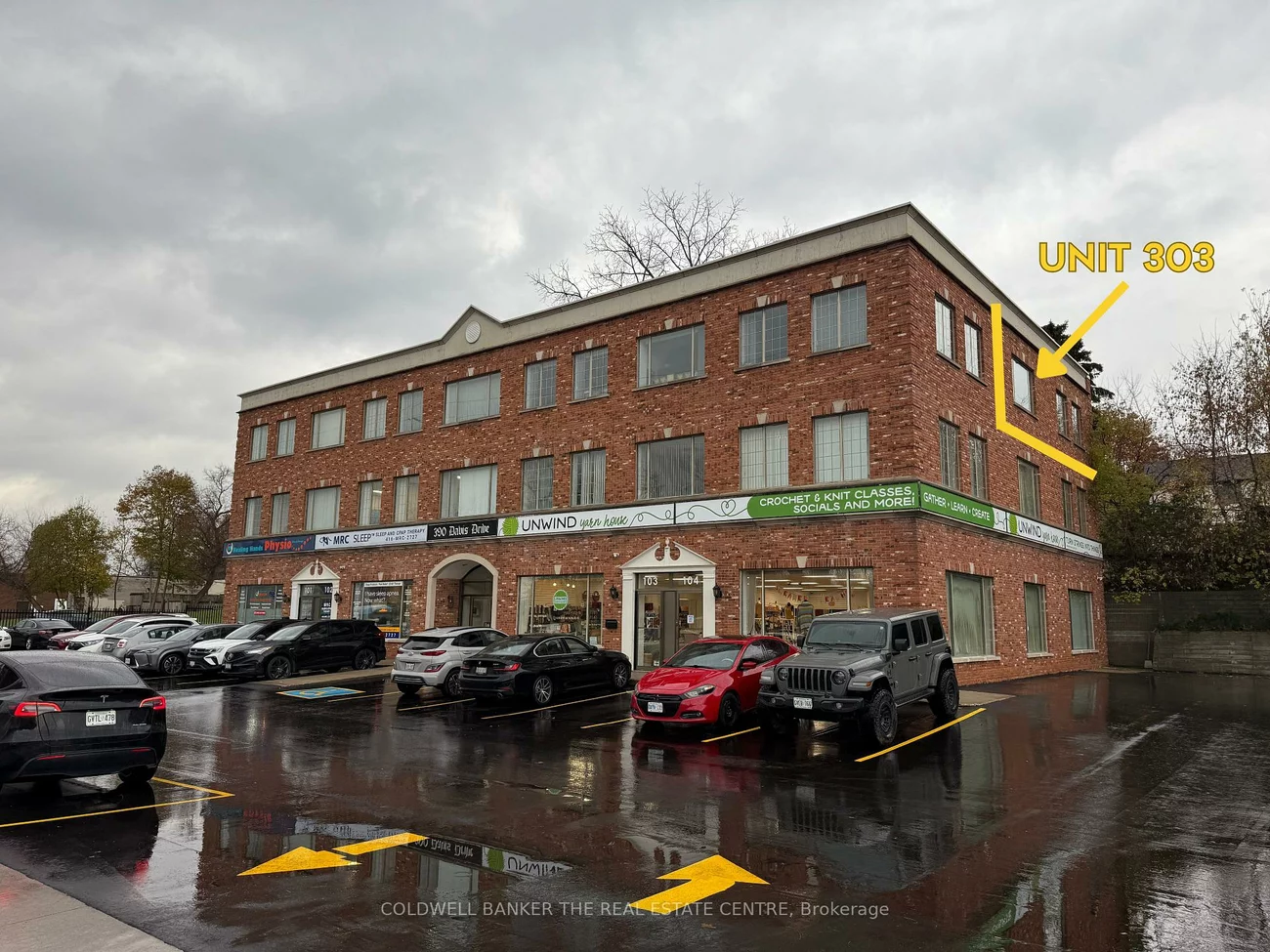 390, Davis, Central Newmarket, Newmarket