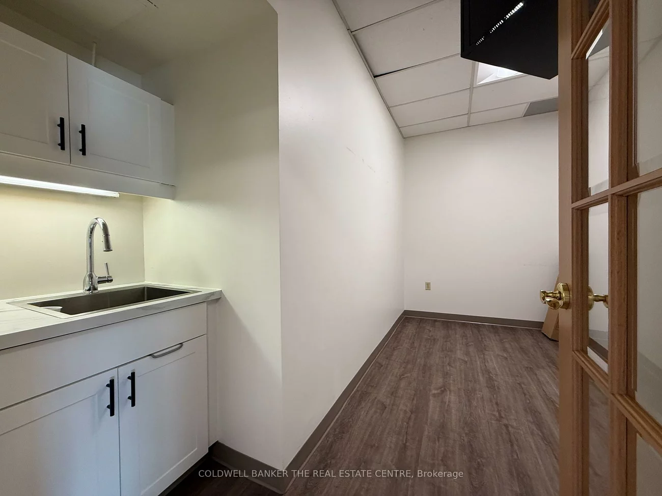 390, Davis, Central Newmarket, Newmarket
