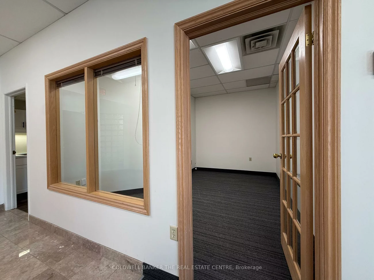 390, Davis, Central Newmarket, Newmarket