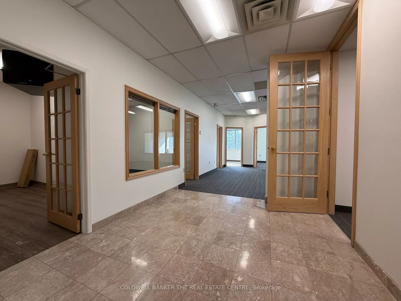 390, Davis, Central Newmarket, Newmarket