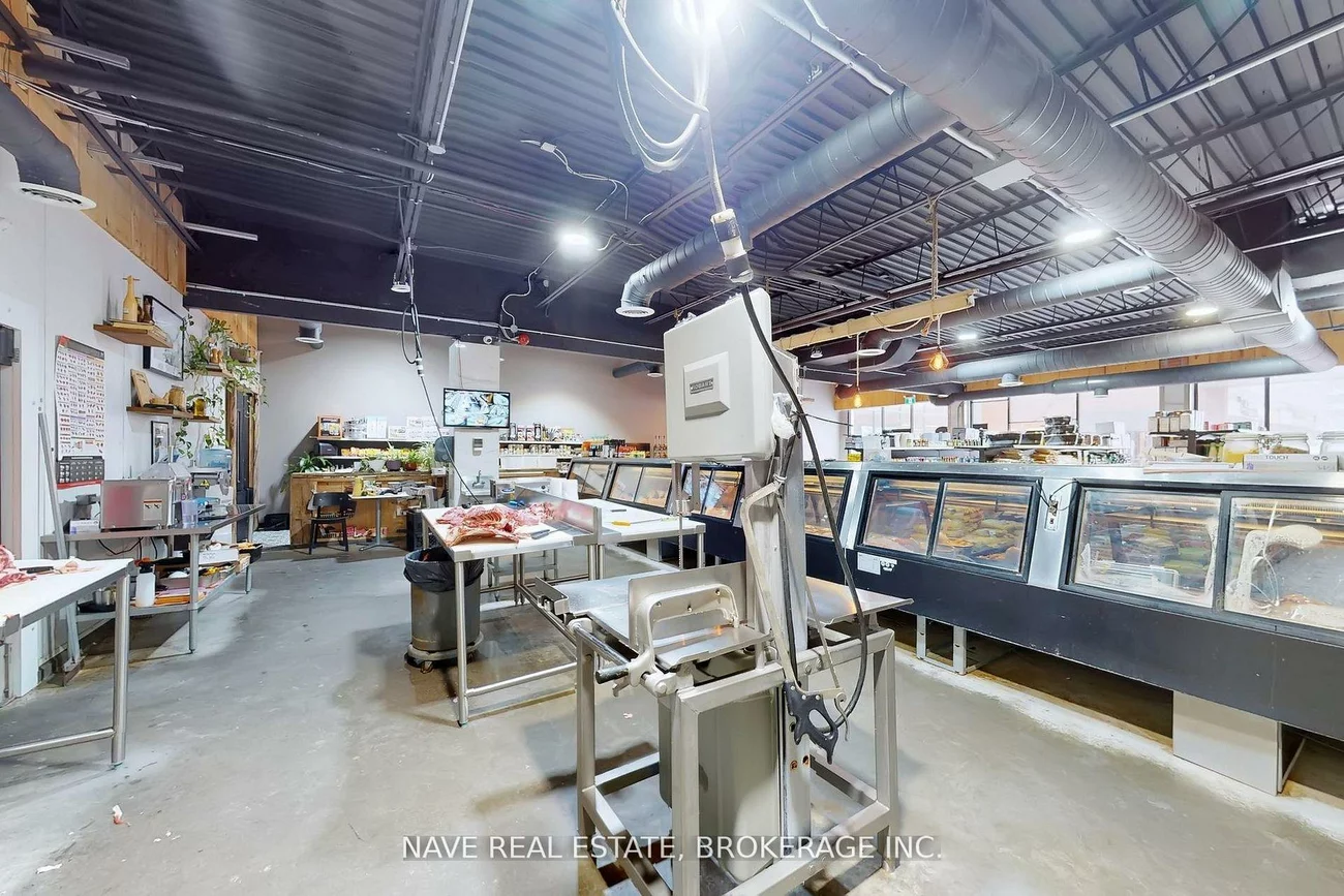 16925, Yonge, Central Newmarket, Newmarket