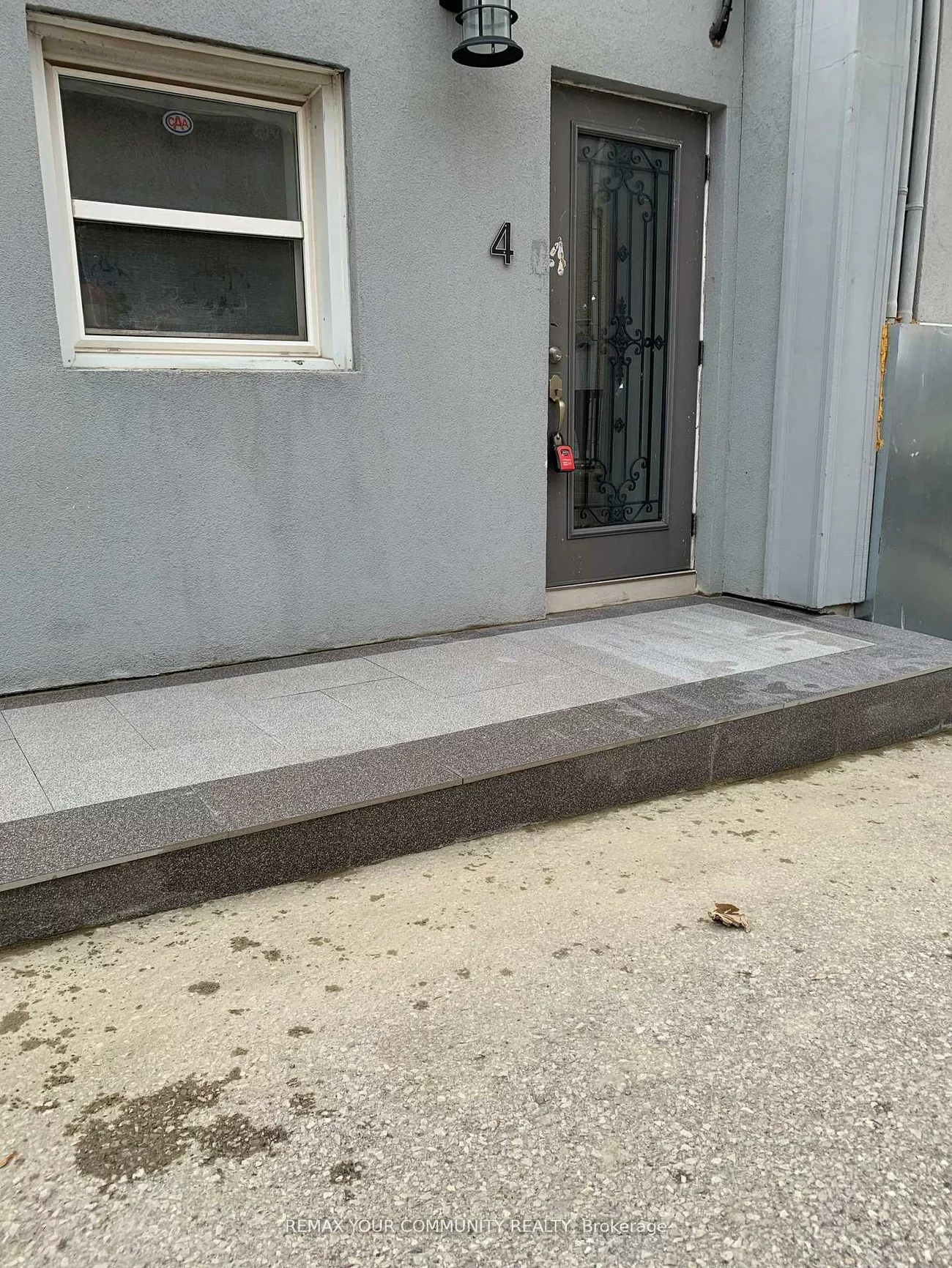 34, Main, Central Newmarket, Newmarket