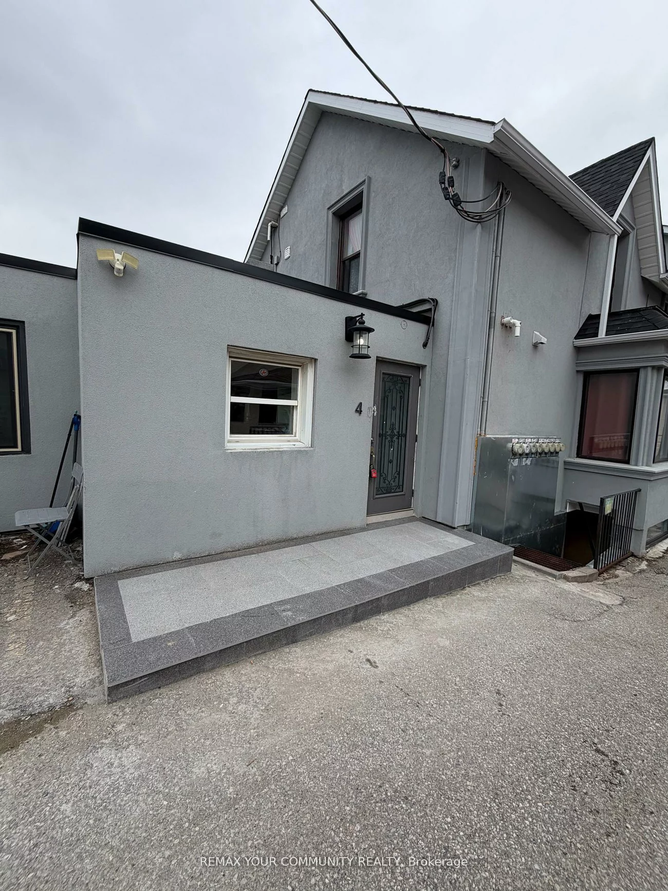 34, Main, Central Newmarket, Newmarket