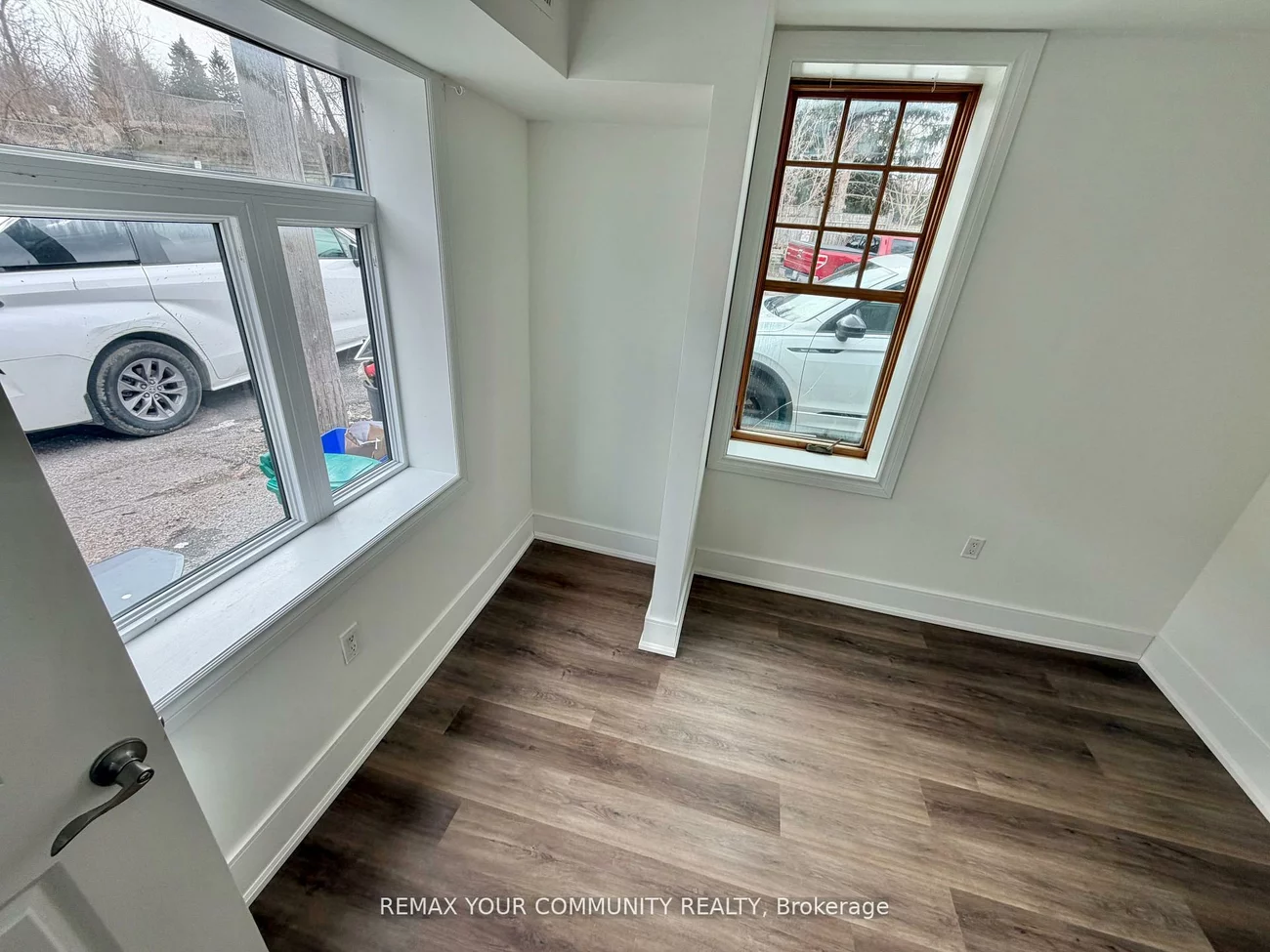 34, Main, Central Newmarket, Newmarket