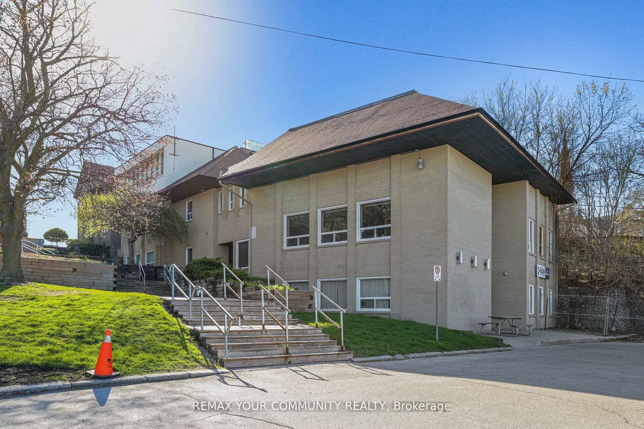 171, Main, Central Newmarket, Newmarket