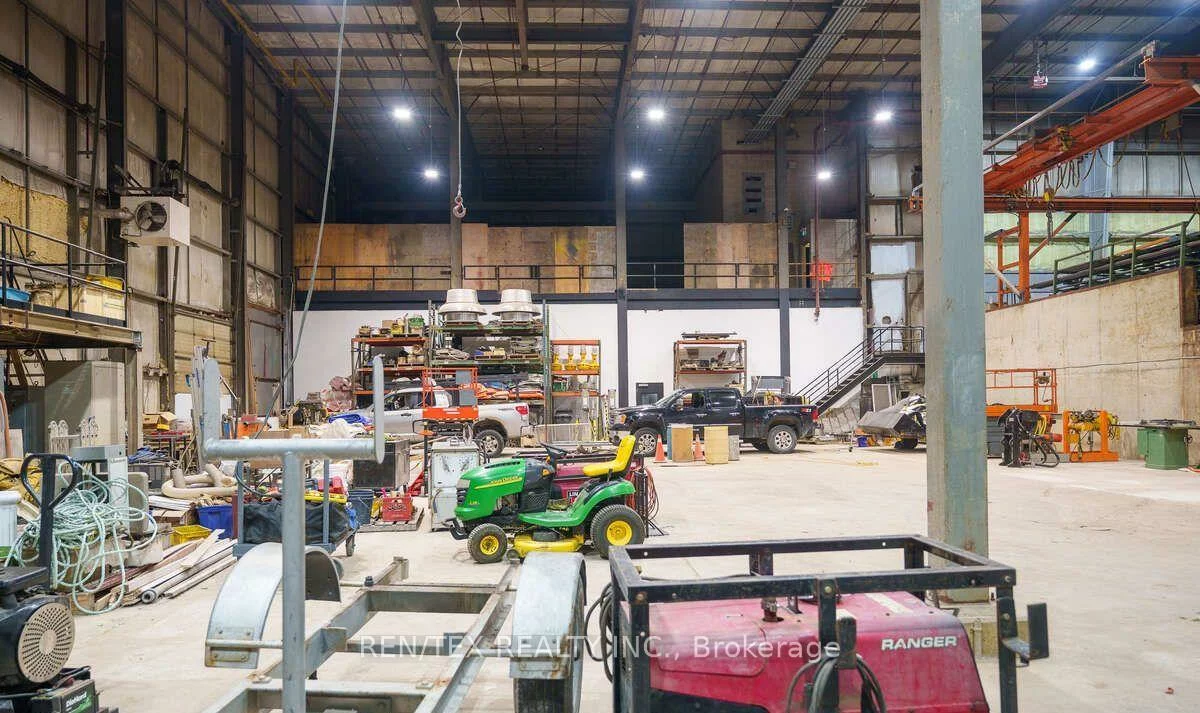 395, Harry Walker, Newmarket Industrial Park, Newmarket