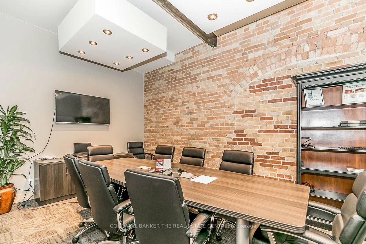 189, Main, Central Newmarket, Newmarket