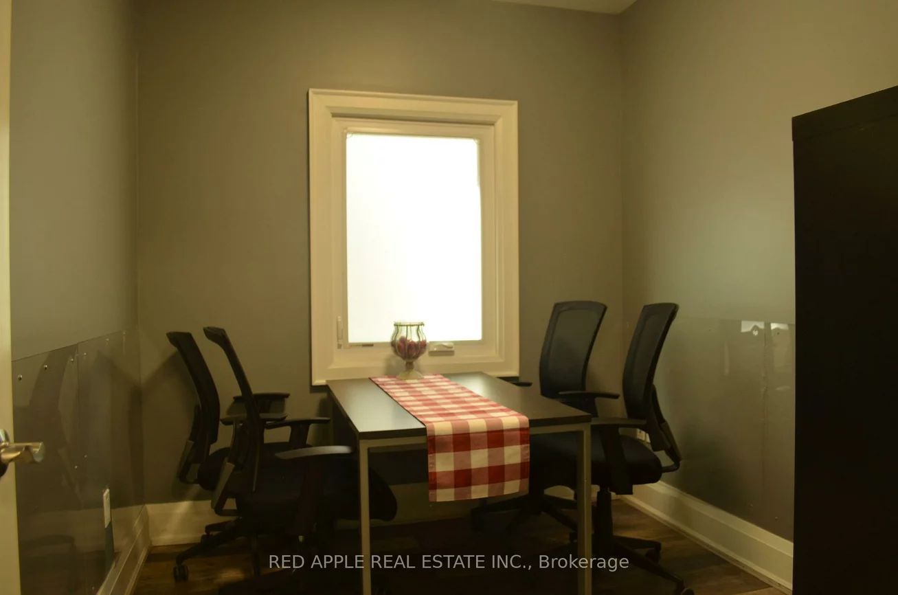 71, Main, Central Newmarket, Newmarket