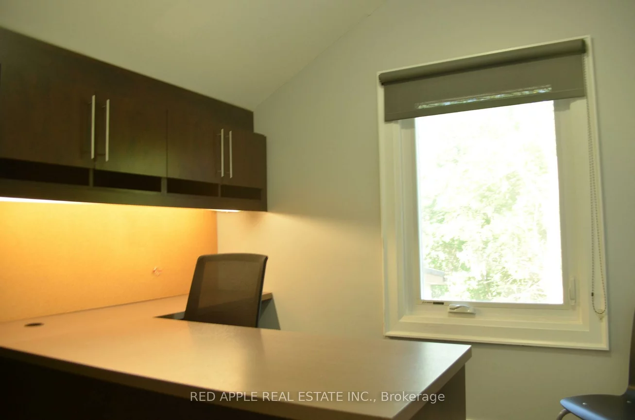 71, Main, Central Newmarket, Newmarket
