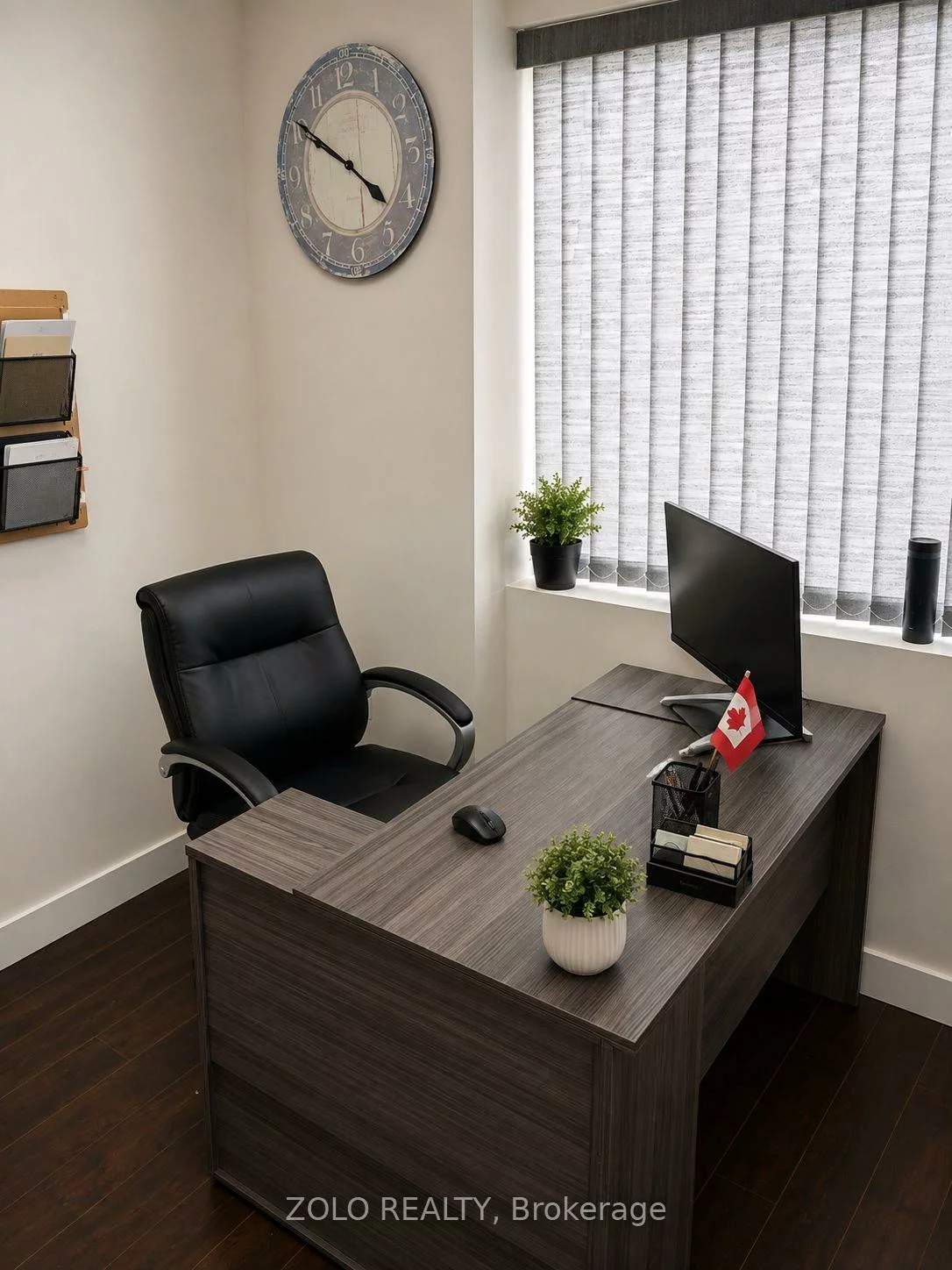 390, Davis, Central Newmarket, Newmarket