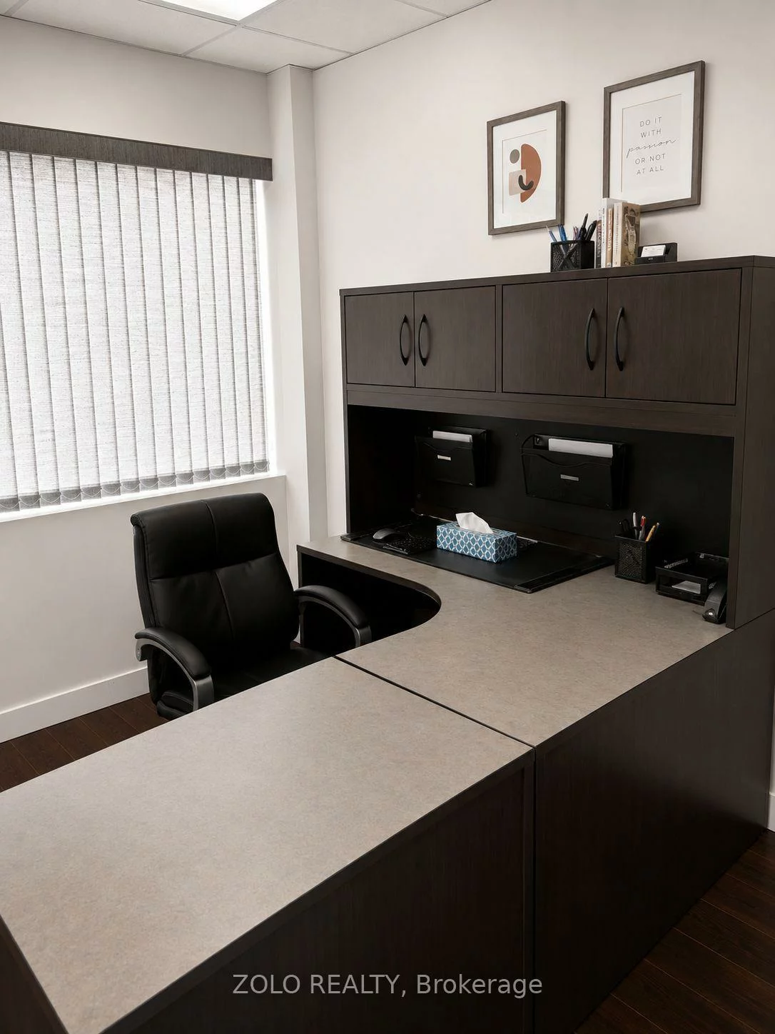 390, Davis, Central Newmarket, Newmarket
