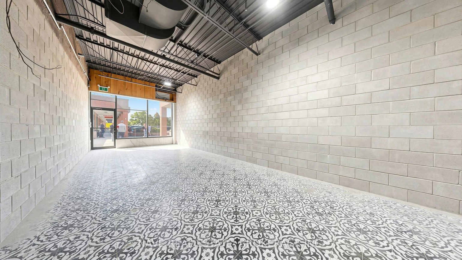 16925, Yonge, Central Newmarket, Newmarket