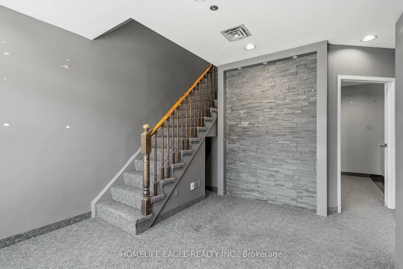 1111, Gorham, Newmarket Industrial Park, Newmarket