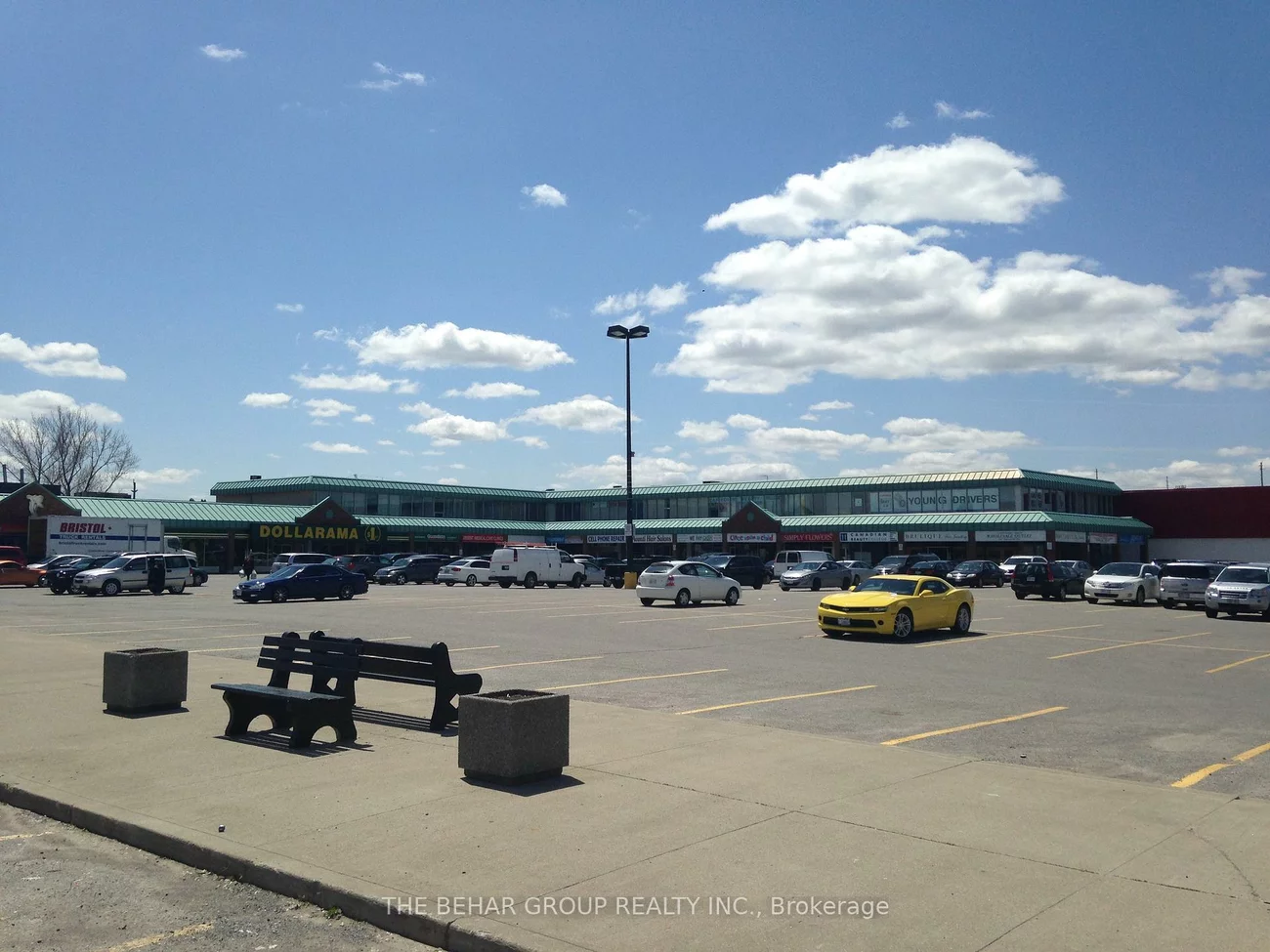 130, Davis, Central Newmarket, Newmarket