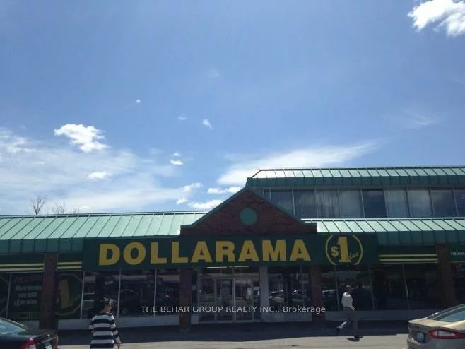 130, Davis, Central Newmarket, Newmarket