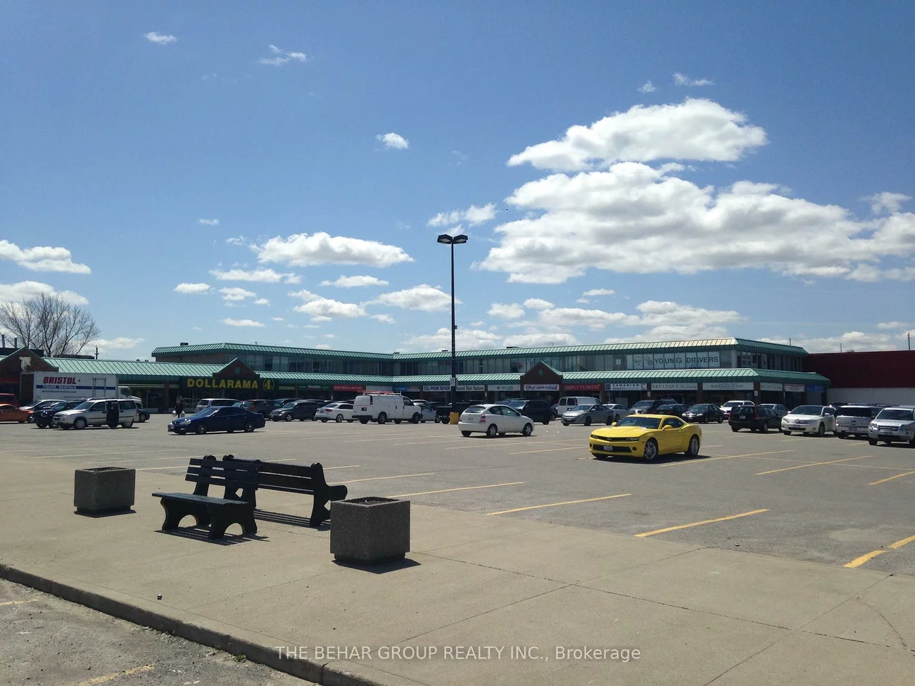 130, Davis, Central Newmarket, Newmarket