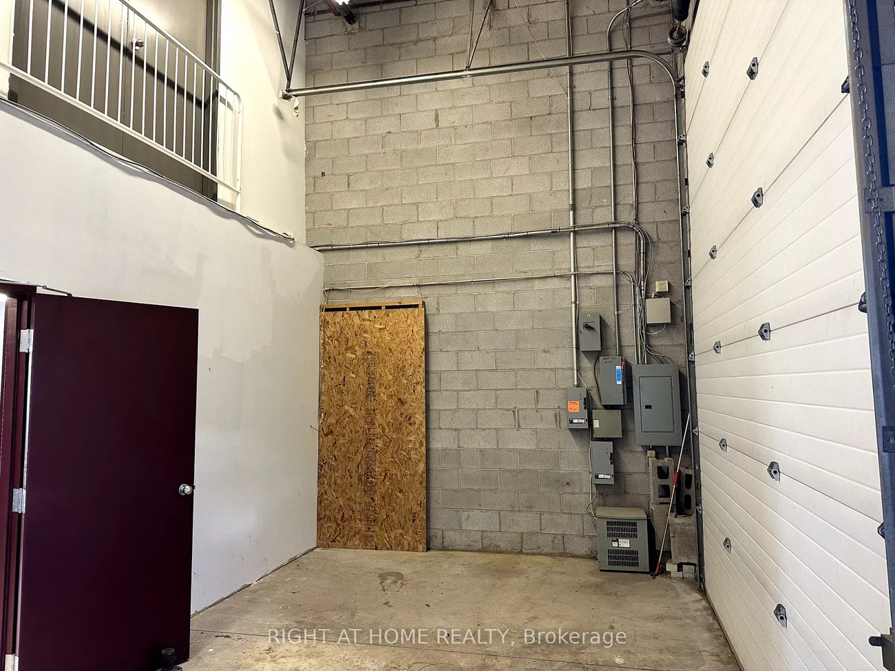 17075, Leslie, Newmarket Industrial Park, Newmarket
