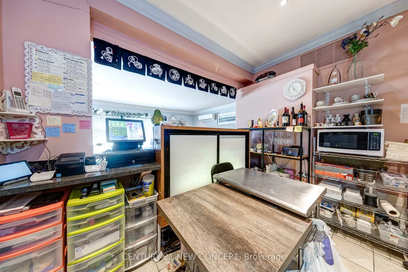 17, Alexander, Gorham-College Manor, Newmarket