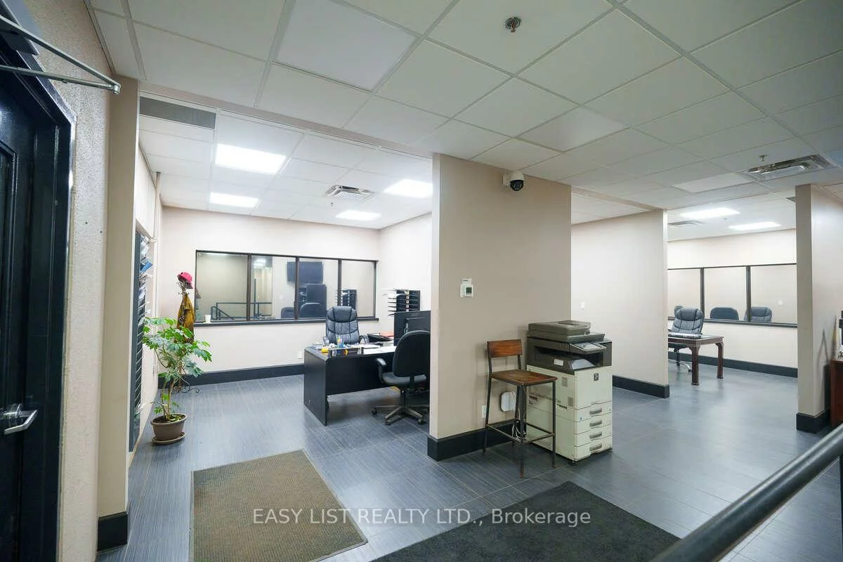 395, Harry Walker, Newmarket Industrial Park, Newmarket