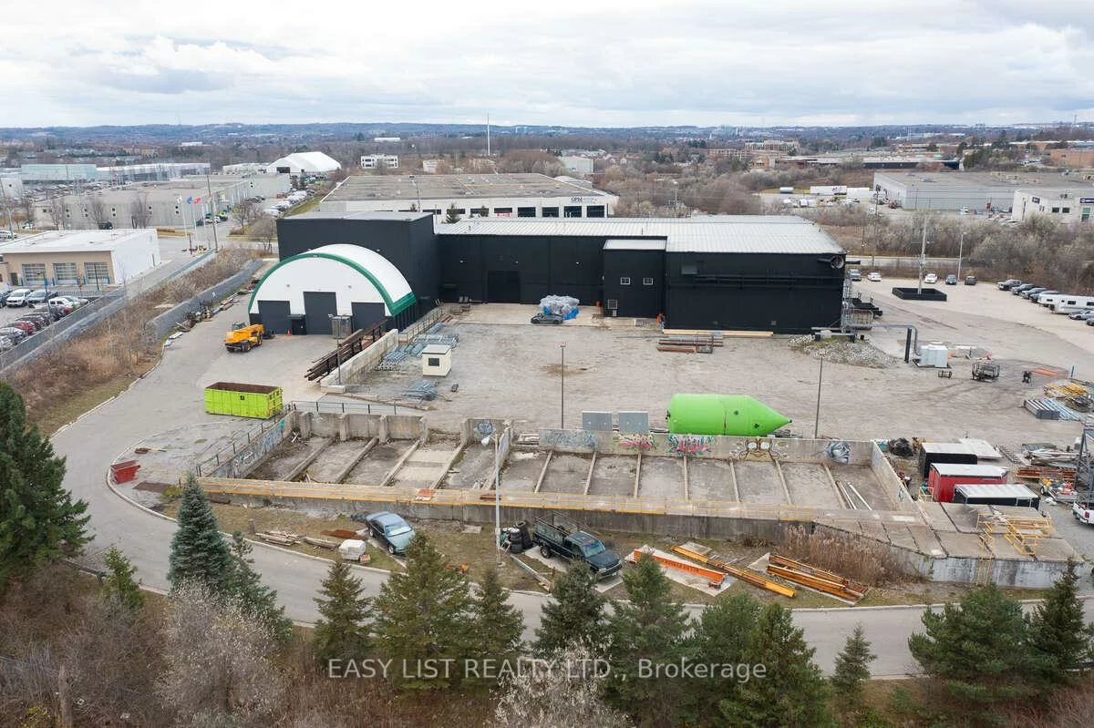 395, Harry Walker, Newmarket Industrial Park, Newmarket