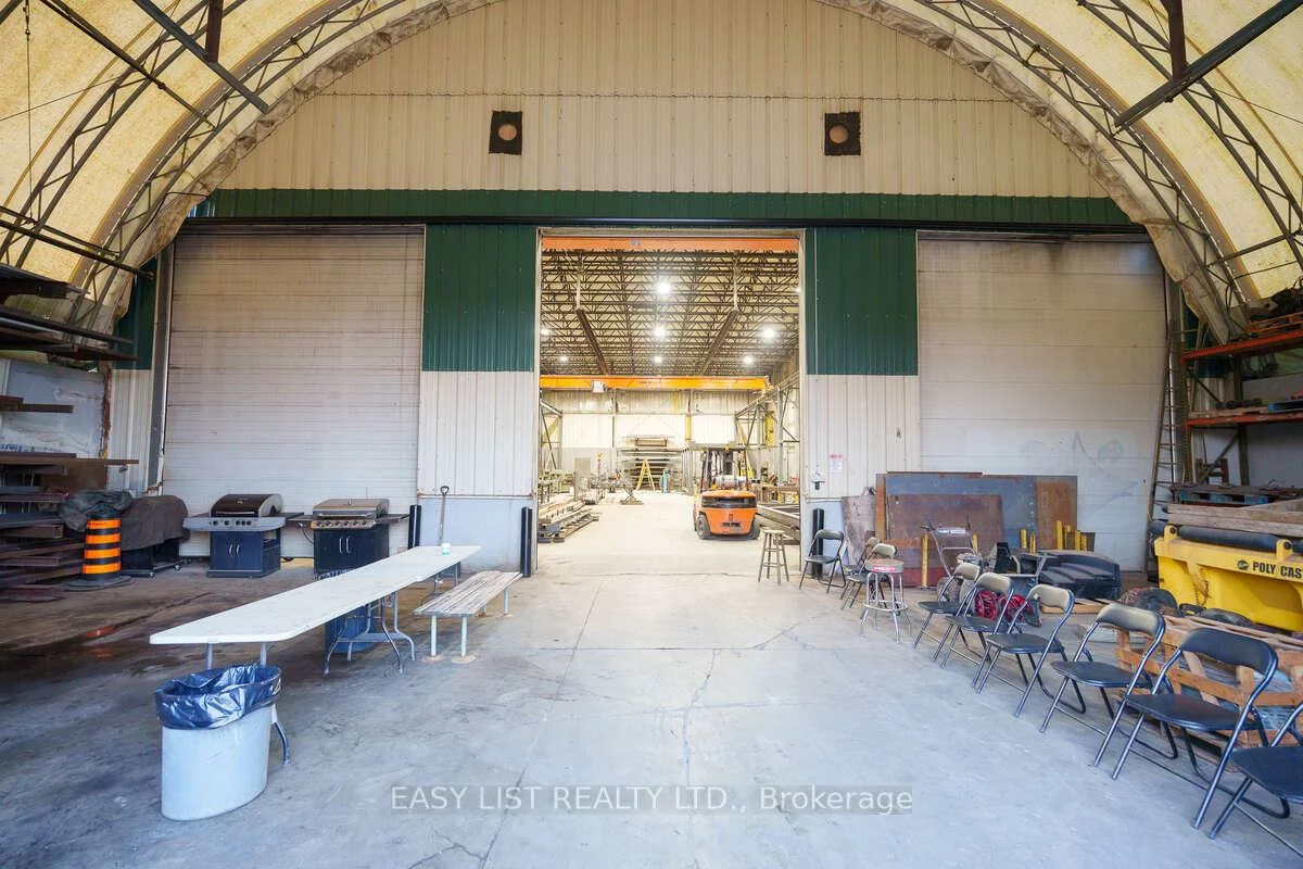 395, Harry Walker, Newmarket Industrial Park, Newmarket