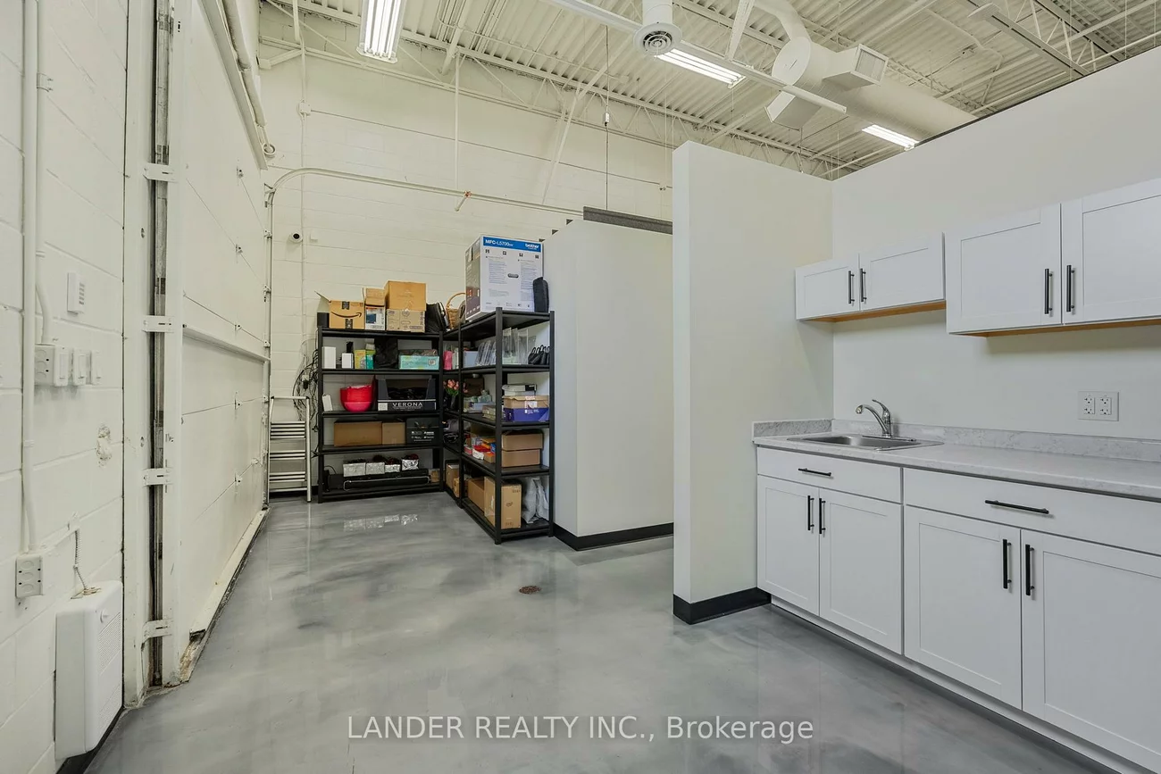 110, Pony, Newmarket Industrial Park, Newmarket