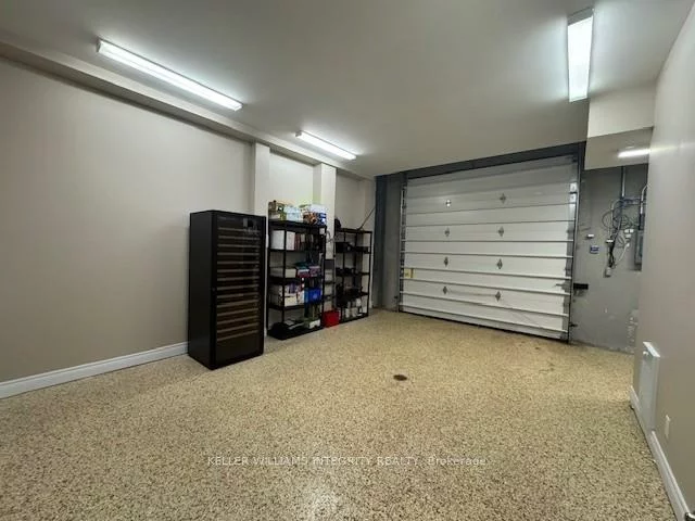 16945, Leslie, Newmarket Industrial Park, Newmarket