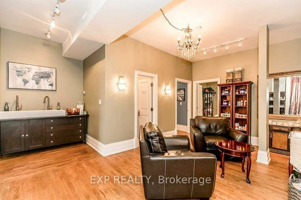 83, Dawson Manor, Woodland Hill, Newmarket