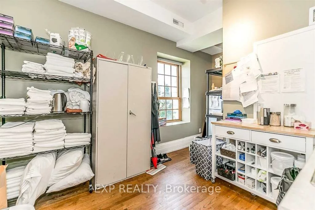 83, Dawson Manor, Woodland Hill, Newmarket
