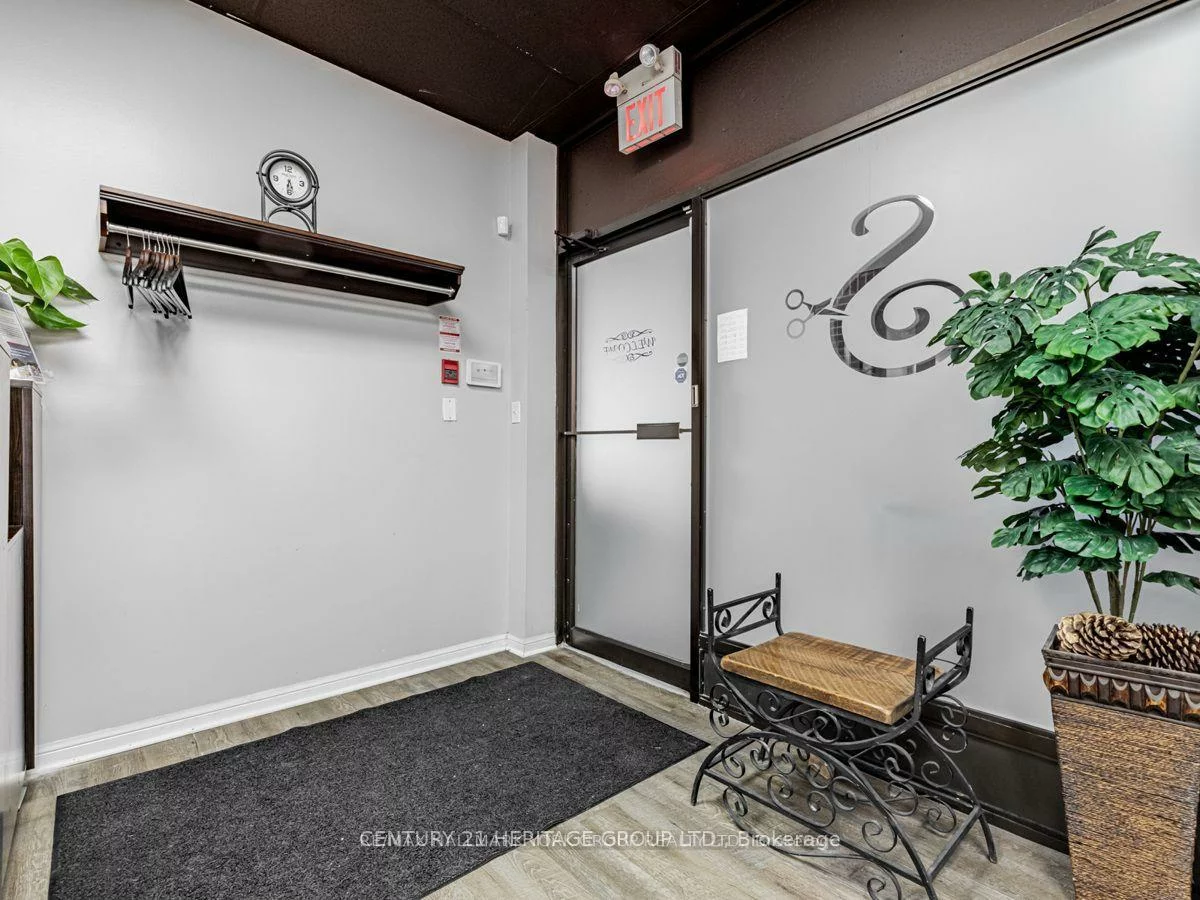 340, Eagle, Glenway Estates, Newmarket