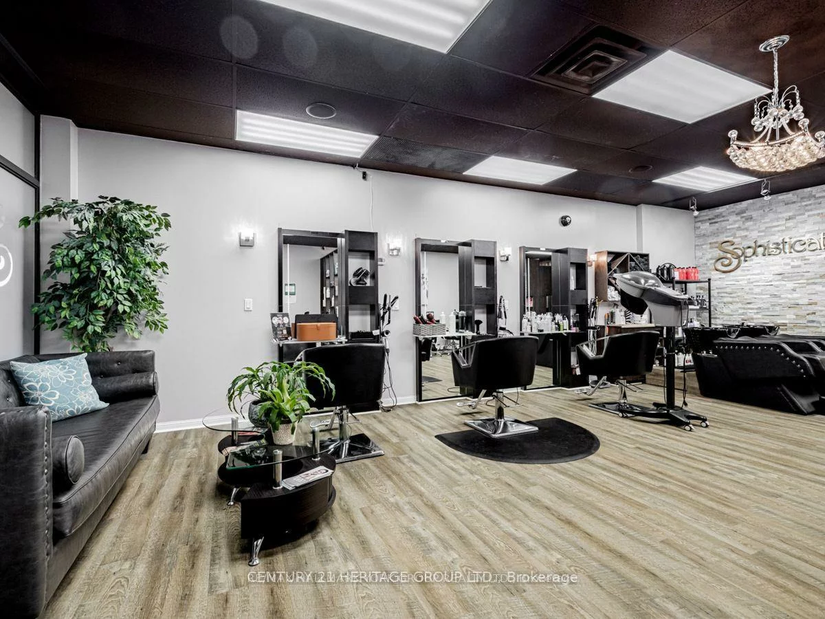 340, Eagle, Glenway Estates, Newmarket