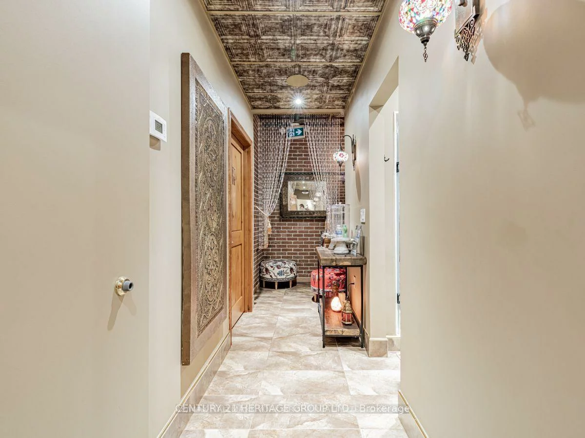 340, Eagle, Glenway Estates, Newmarket