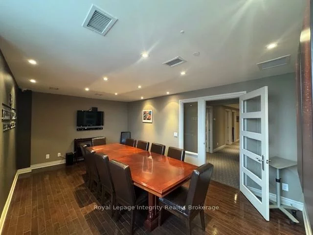 16945, Leslie, Newmarket Industrial Park, Newmarket