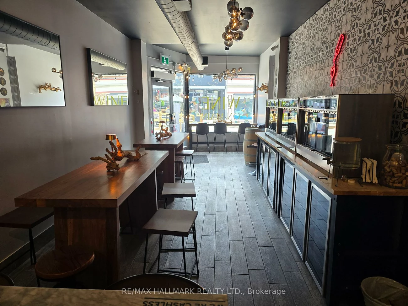 186, Main, Central Newmarket, Newmarket