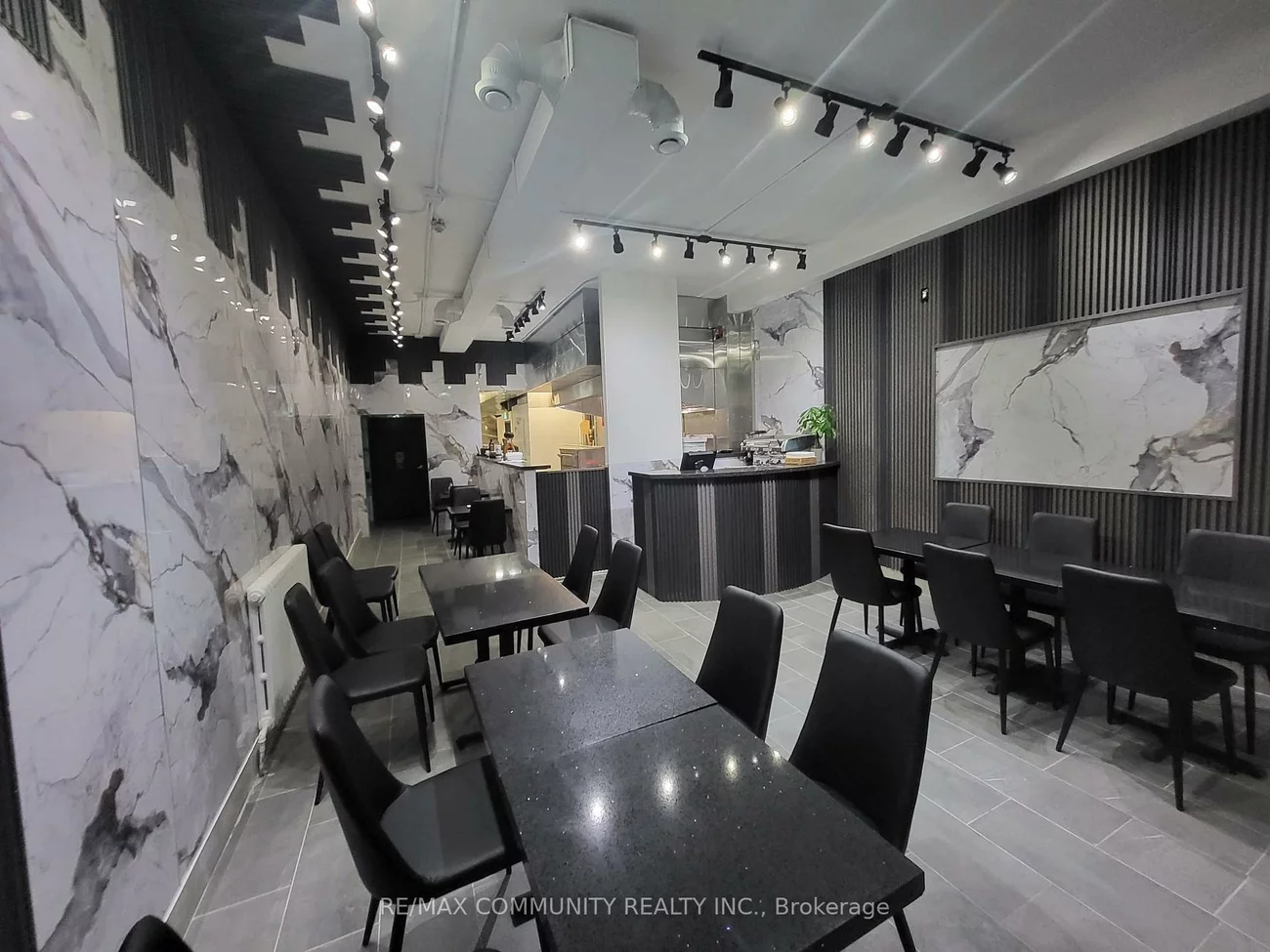 245, Main, Central Newmarket, Newmarket