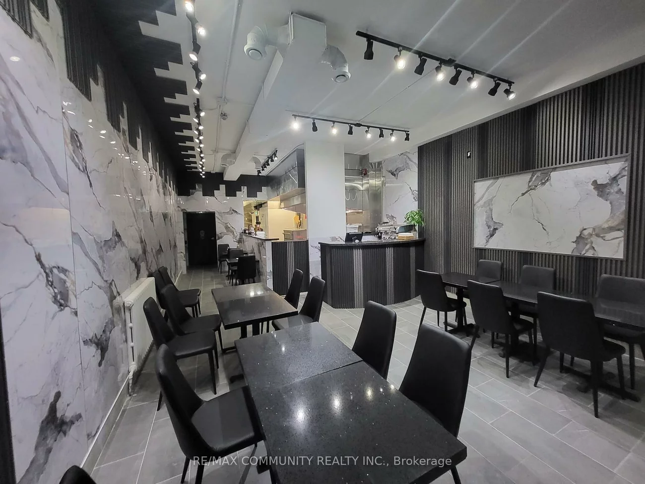 245, Main, Central Newmarket, Newmarket