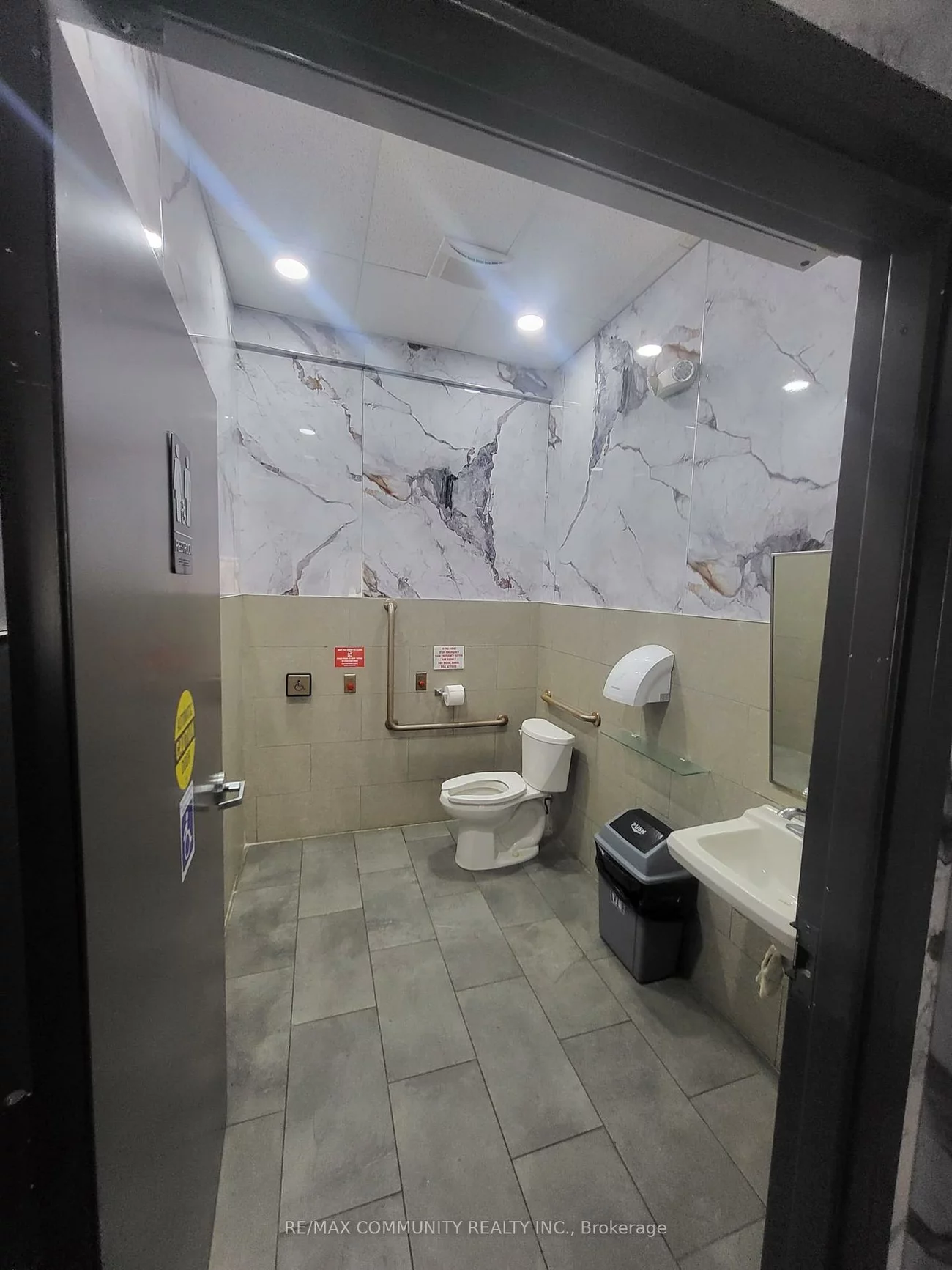 245, Main, Central Newmarket, Newmarket