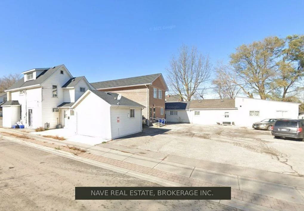 21, Main, Central Newmarket, Newmarket