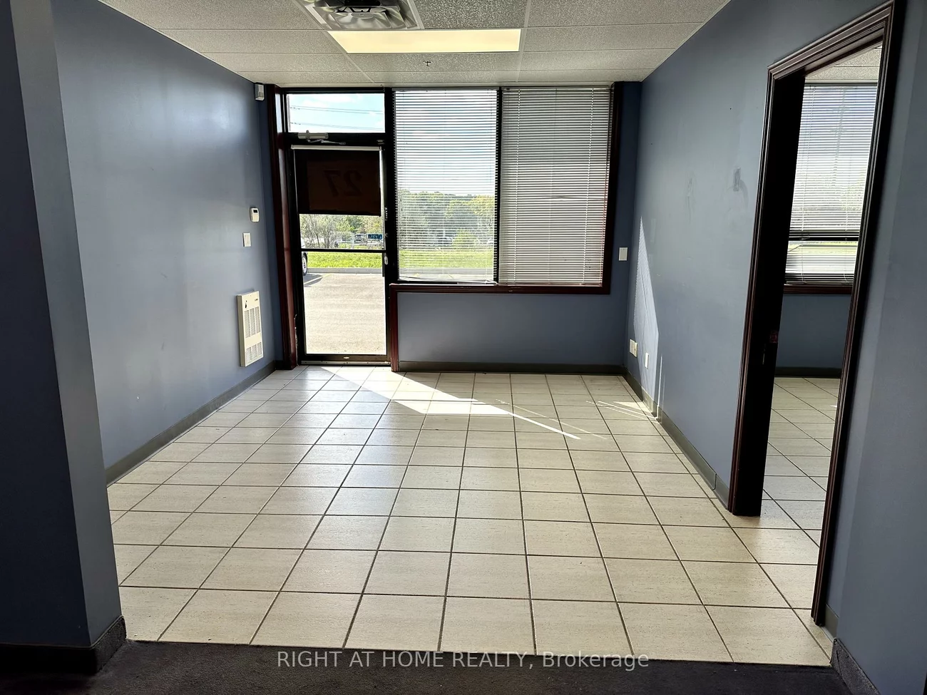 17075, Leslie, Newmarket Industrial Park, Newmarket
