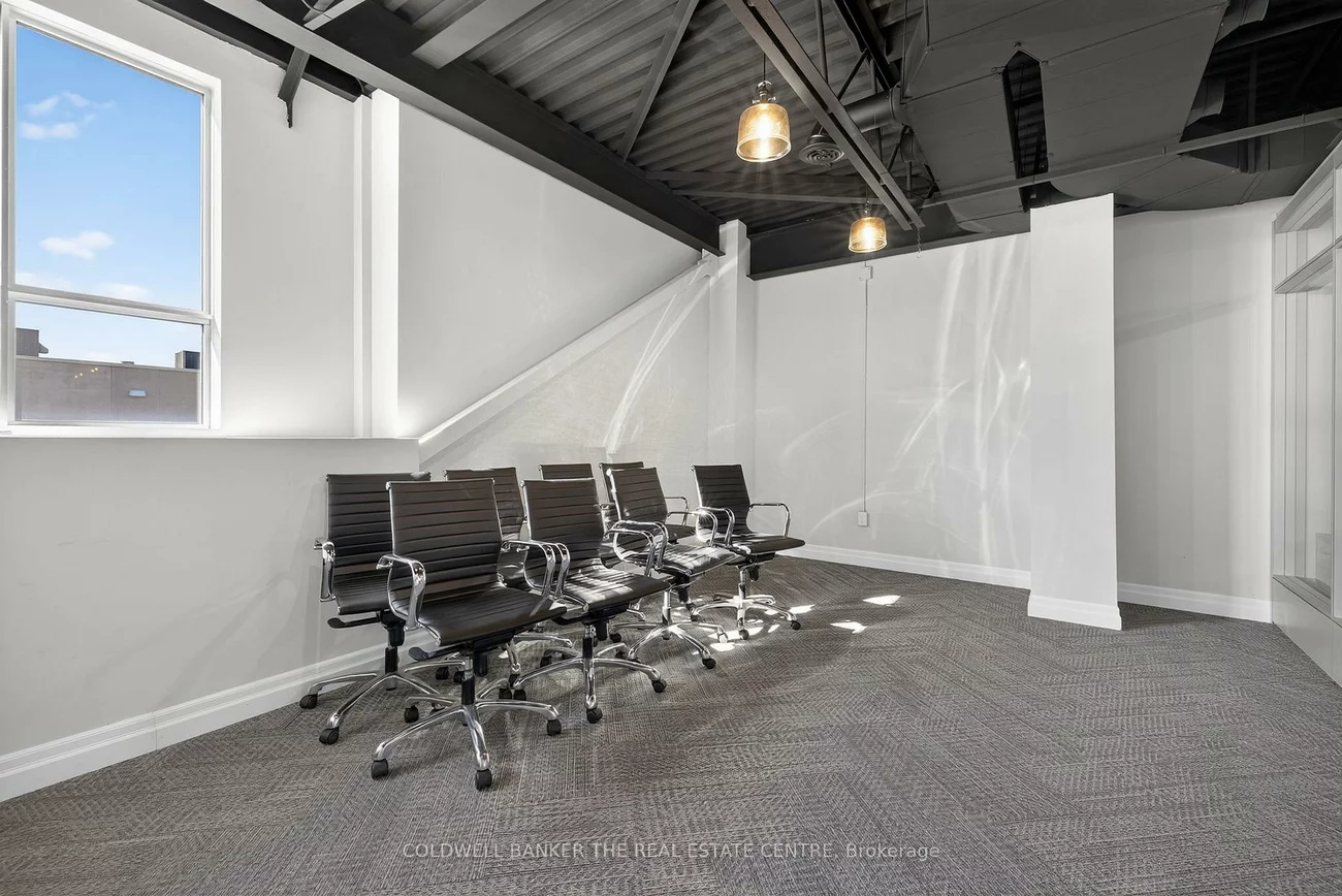 16945, Leslie, Newmarket Industrial Park, Newmarket