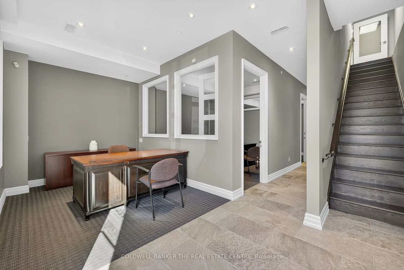 16945, Leslie, Newmarket Industrial Park, Newmarket