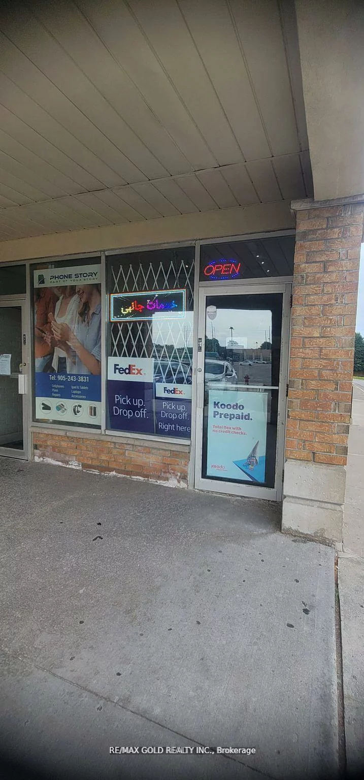 16655, Yonge, Armitage, Newmarket