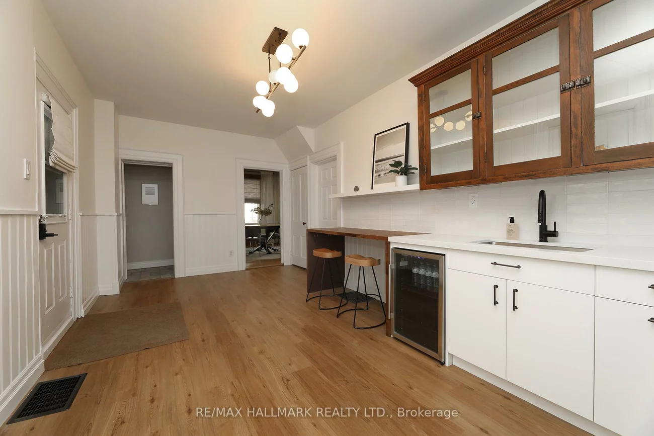 78, Main, Central Newmarket, Newmarket