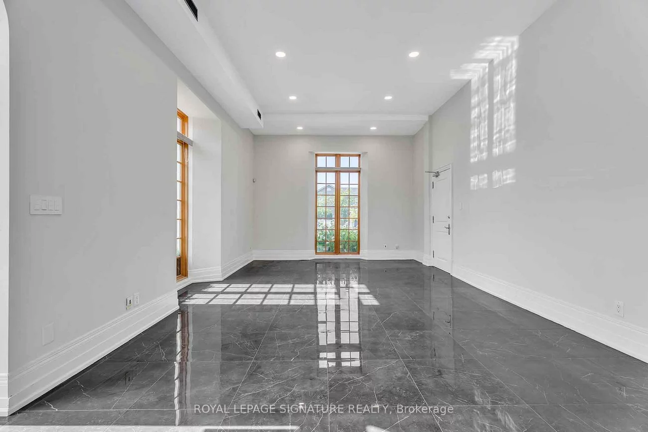 83, Dawson Manor, Woodland Hill, Newmarket