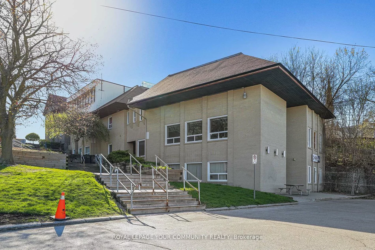 171, Main, Central Newmarket, Newmarket