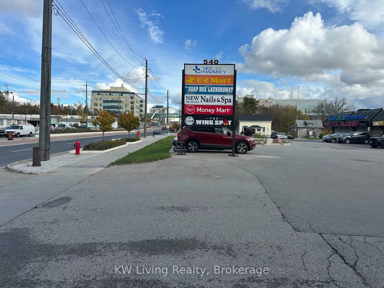 540, Davis, Central Newmarket, Newmarket