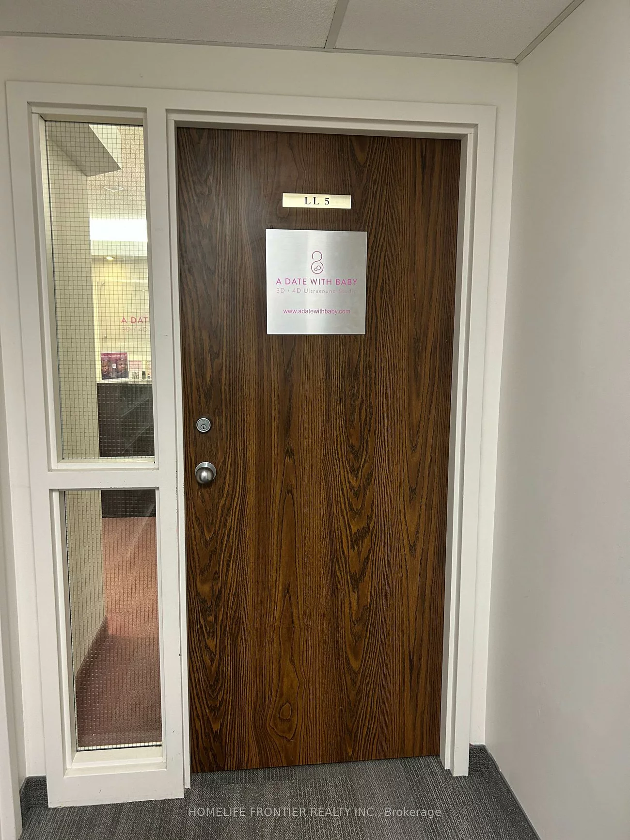 390, Davis, Central Newmarket, Newmarket