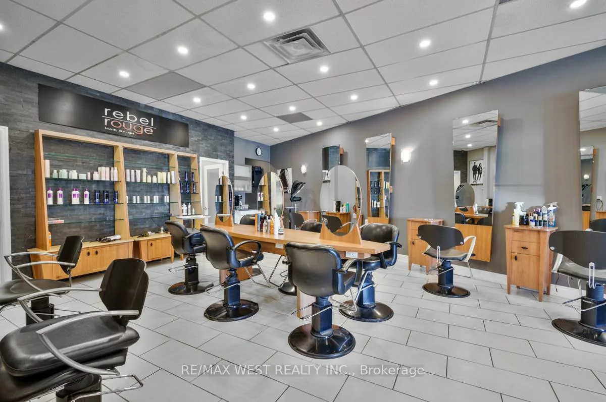 1065, Davis, Huron Heights-Leslie Valley, Newmarket